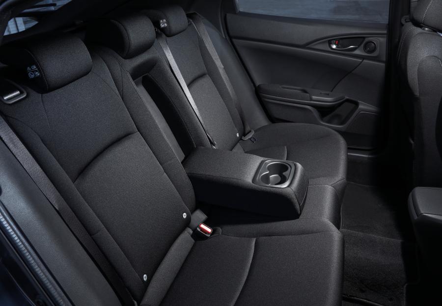 Интерьер Honda Civic VTi-S Hatchback (FK) 2020 года  (AU) (фото 25 из 33)